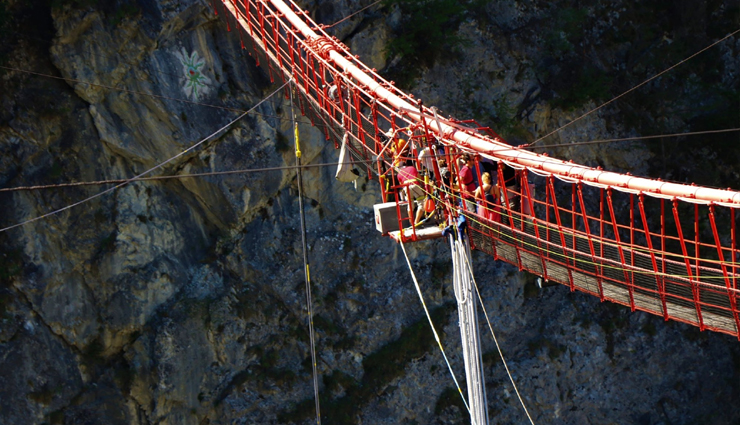 bungee jumping facilities,bungee jumping facilities in the world,bungee jumping,travel,travel tips