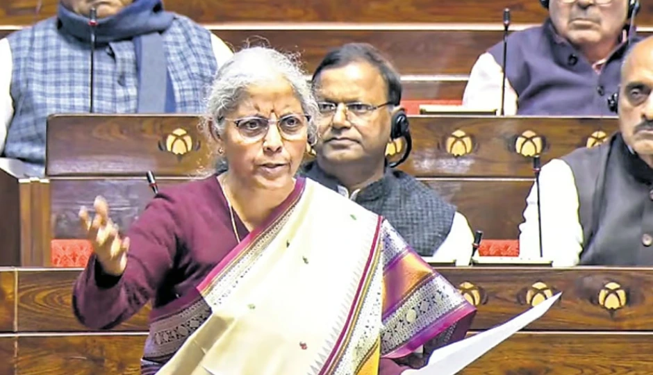 कांग्रेस काल में सेना के पास 10 दिन का भी गोला-बारूद नहीं था, वित्त मंत्री सीतारमण ने विपक्ष को घेरा