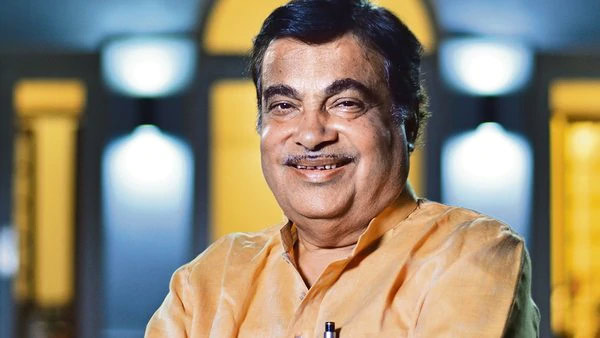 nitin gadkari,kulhad tea cups,tax on chinese agarbatti,news,women entrepreneur bhavan,union road transport