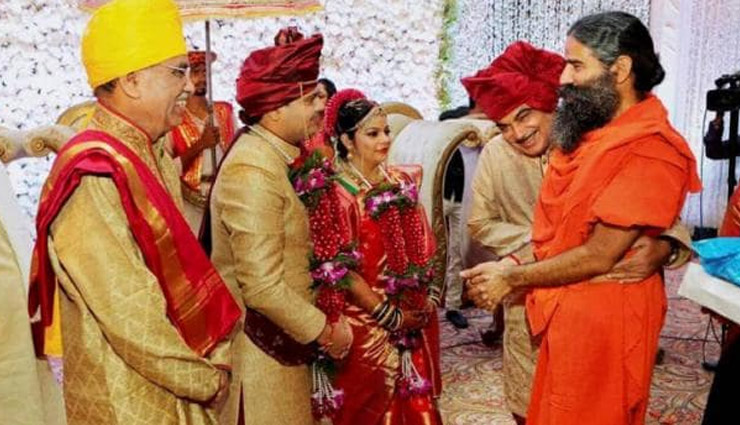 tej pratap wedding,sriramulu daughter wedding,kanwar singh tanwar son wedding,janardan reddy daughter wedding,gadkari daughter wedding,weird news