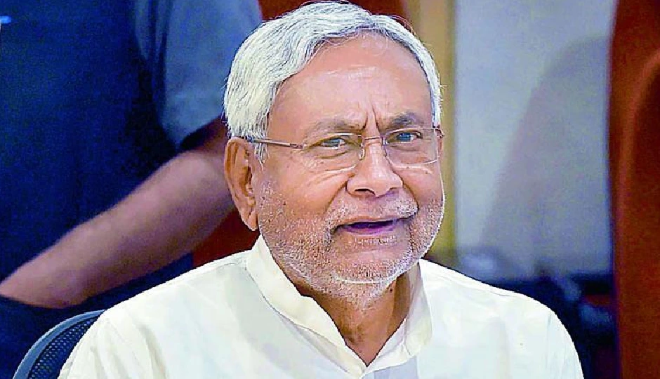 बिहार चुनाव के बीच JDU का बड़ा कदम, 11 नेताओं को पार्टी से निकाला