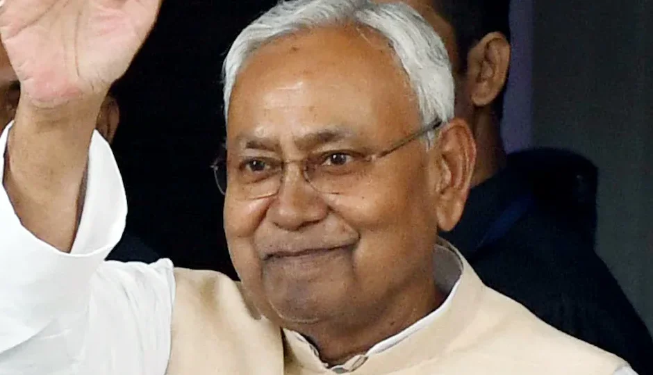 नीतीश कुमार ने नतीजों से पहले पंडित नेहरू को किया याद, RJD ने जताई बदलाव की उम्मीद