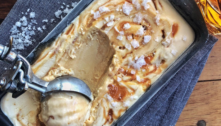 salted caramel no churn ice cream,hunger struck,food