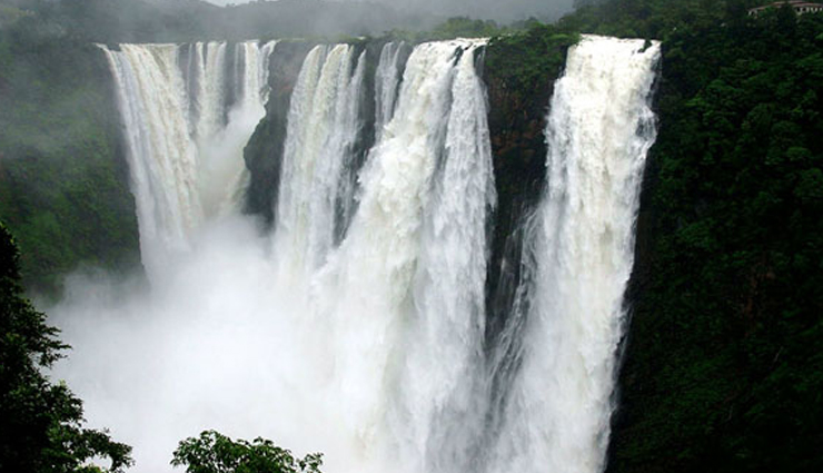 holidays,places to be visited in india,5 amazing waterfall in india,waterfalls in india