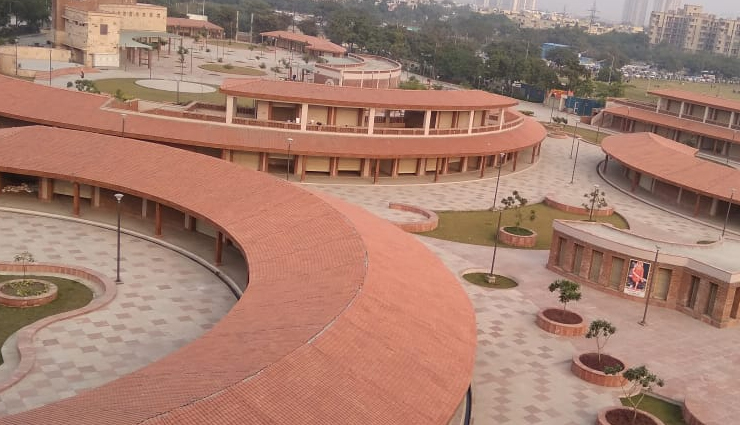 नोएडा: कंक्रीट के इस जंगल में भी है बहुत कुछ जिसे देखने के लिए खिंचे चले आते हैं पर्यटक dlf mall of india,noida shopping mall,retail therapy,entertainment hub,the great india place (tgip),noida,shopping and dining,family entertainment,okhla bird sanctuary,bird watching in noida,nature reserve,wildlife spot,worlds of wonder (wow),noida,amusement park,water park,akshardham temple,noida akshardham,spiritual site,hindu architecture,botanical garden,noida,nature park,green oasis,relaxing environment,noida golf course,golfing in noida,sports and recreation,rashtriya dalit prerna sthal,noida ambedkar park,cultural landmark,stupa 18 art gallery,noida,art hub,contemporary art exhibitions,atta market,noida,shopping market,local goods,street shopping