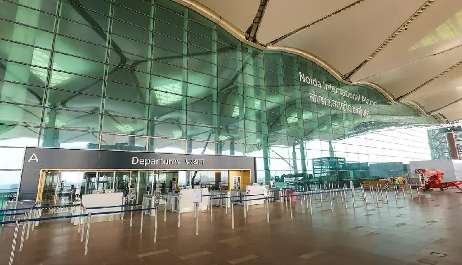 नोएडा एयरपोर्ट में होंगे ये 10 खास फीचर्स, चेक-इन में नहीं लगेगी लंबी कतार, सामान ऐप से तुरंत ट्रैक होगा