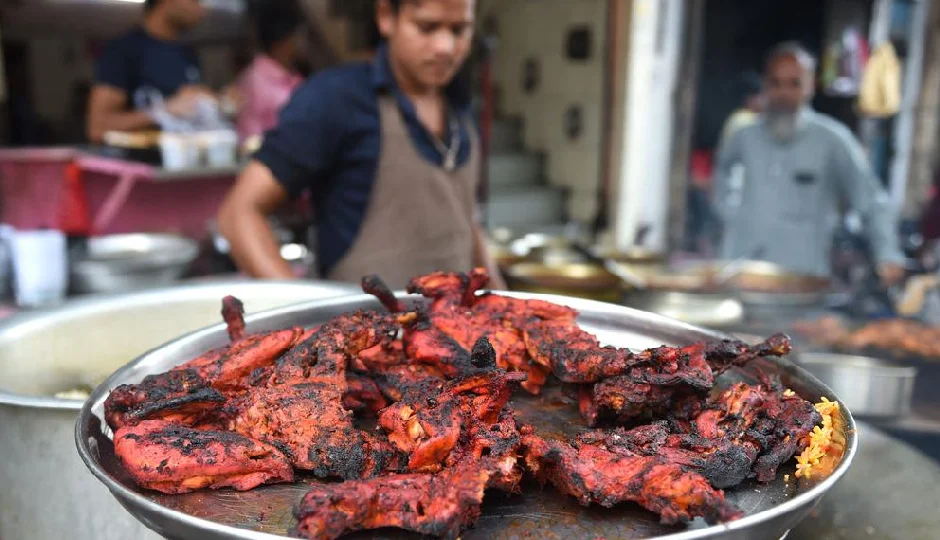 ओडिशा के इस जिले में 24 घंटे के लिए नॉनवेज की बिक्री पर रोक, कारण जानकर चौंक जाएंगे