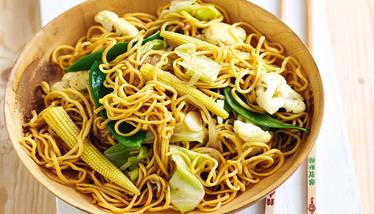 बच्चों का दिल जीत लेगी टेस्टी एंड क्रिस्पी नूडल्स चाट #Recipe