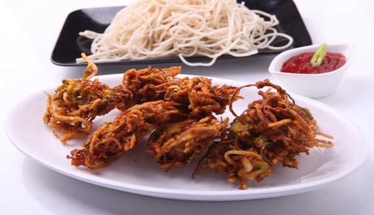 नूडल्स पकौड़े के सामने सबकुछ भूल जाएंगे आप, मिलेगा बेहतरीन स्नैक्स #Recipe