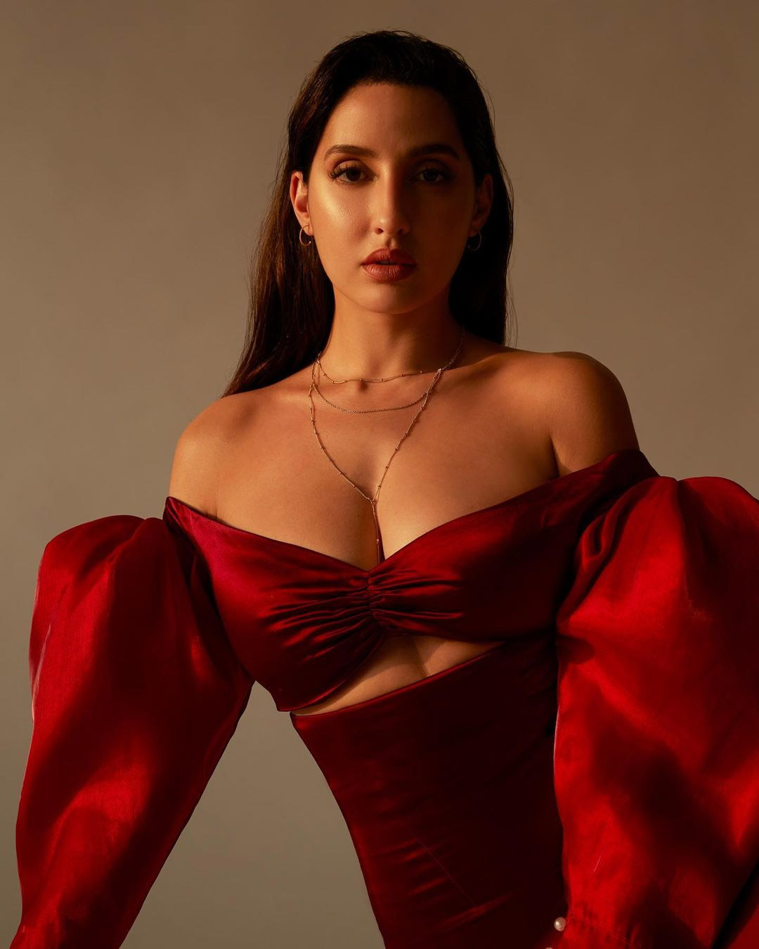 nora fatehi,nora fatehi red dress photo,nora fatehi bold photos,nora fatehi viral hot photos,nora fatehi sizling photos,nora fatehi news