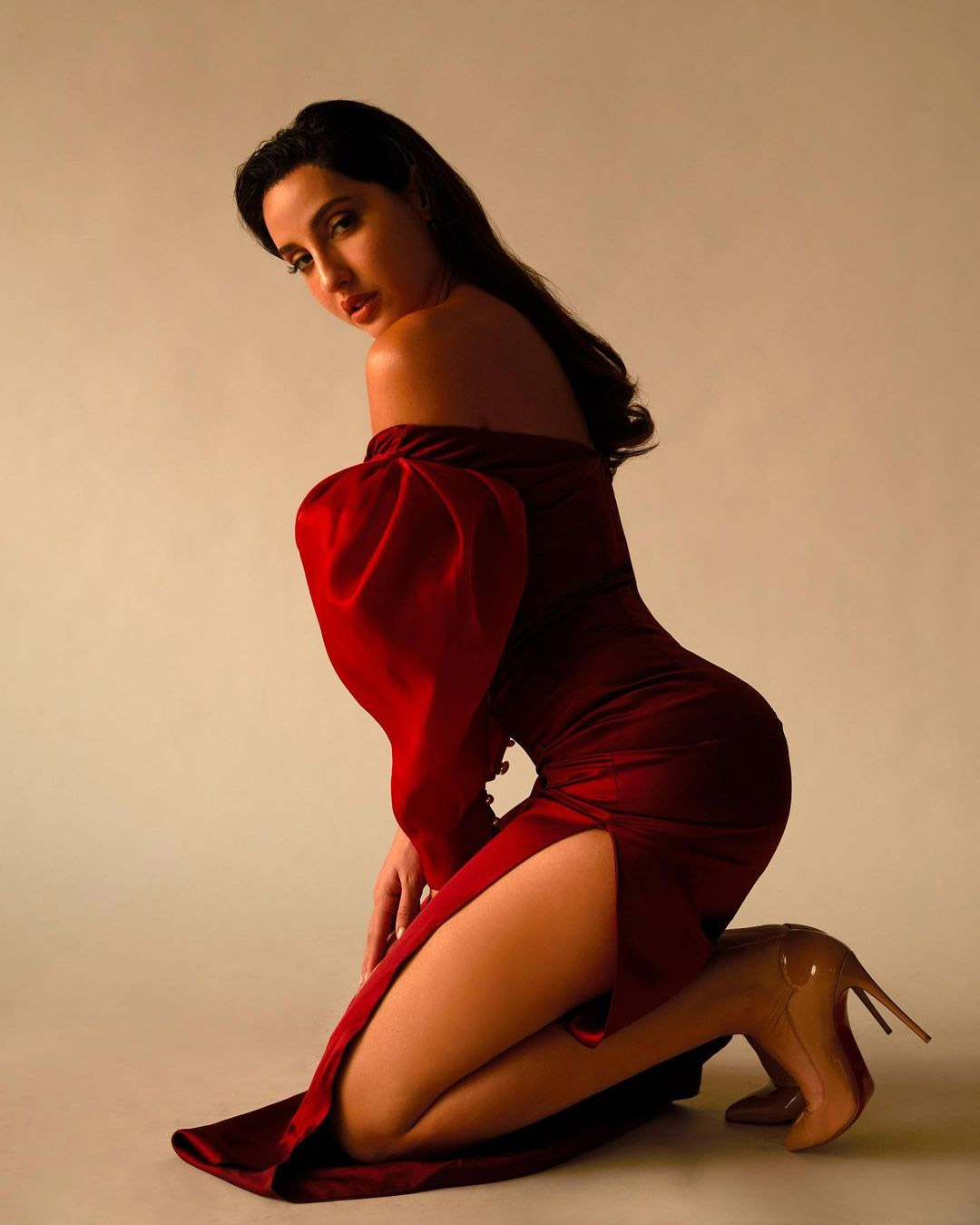 nora fatehi,nora fatehi red dress photo,nora fatehi bold photos,nora fatehi viral hot photos,nora fatehi sizling photos,nora fatehi news