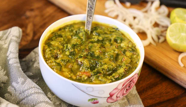 Recipe- Healthy North Indian Dish Dal Palak