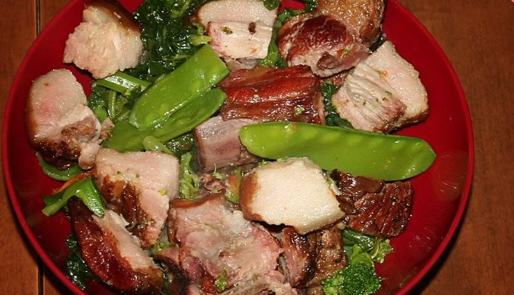 northeast india,delicacies in northeast india,food to try in northeast india,kumurat diya hanhor mangxo,sanpiau,smoked pork,vawksa rep,bamboo steamed fish