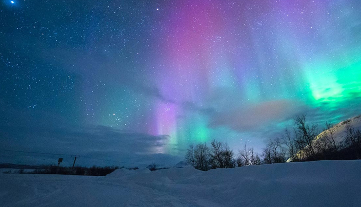 northern lights,places to see northern lights,iceland,alaska,lapland