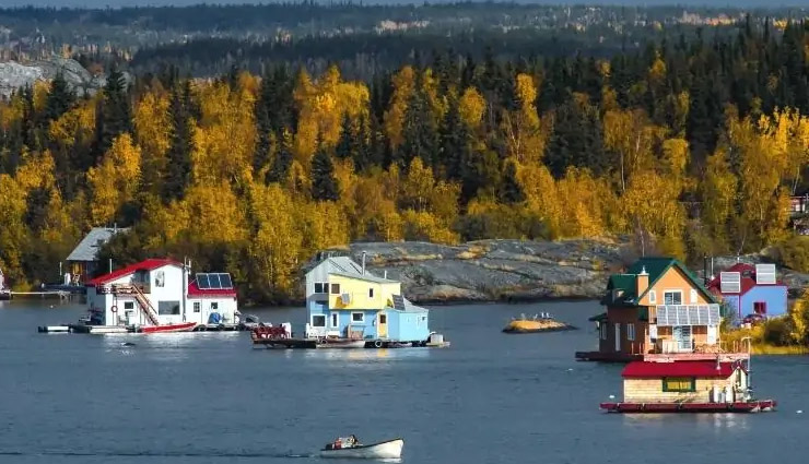 digital detox destinations,places for digital detox,bhutan travel,fiji travel,mumbo island,monte isola,northwest territories,iceland,mental health travel,unplug and relax