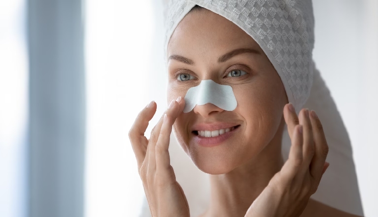 tissue paper beauty hacks,diy peel-off mask,tissue paper for skin,beauty uses of tissue paper,tissue paper skincare,makeup with tissue paper,facial tissue tips,natural beauty remedies,tissue for blackheads,tissue paper egg white mask