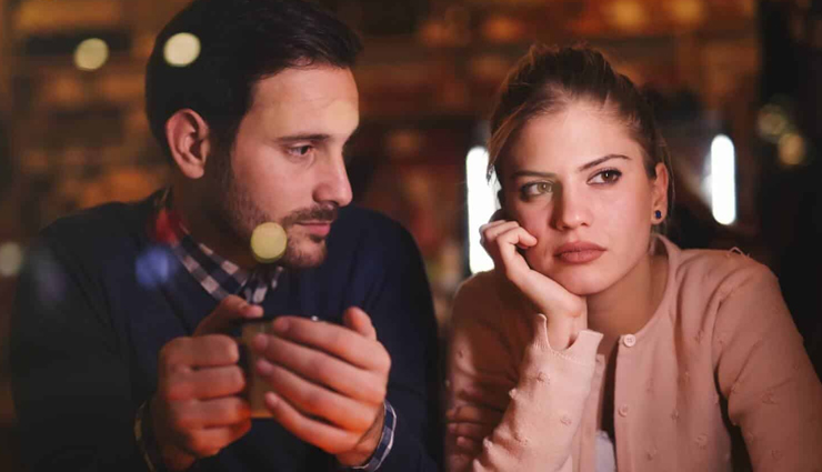 9 Signs She is Not Interested in Going For a Second Date