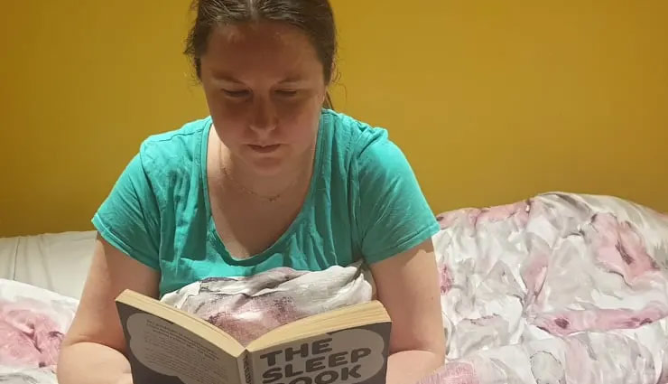 चार साल से नहीं सोई ये महिला, इलाज में खर्च डाली मोटी रकम 