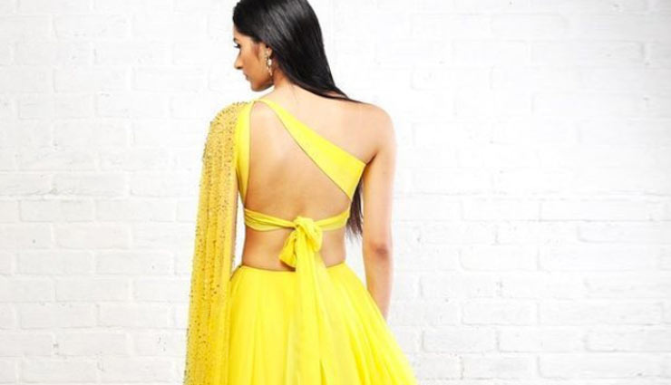 beautiful back designs,lifestyle,fashion beauty,blouse back designs,designer blouses,stylish blouse back designs,fashionable back blouse,blouse designs,fashion tips,fashion trends