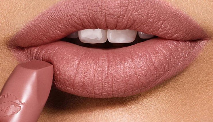 आपको खूबसूरत बनाएंगे लिपस्टिक के ये 5 शेड, आइये जानें shades of lipstick,lipstick,tips to apply lipstick,tips to chose right lipstick shade,fashion tips,trendy lipstick shades,fashion trends