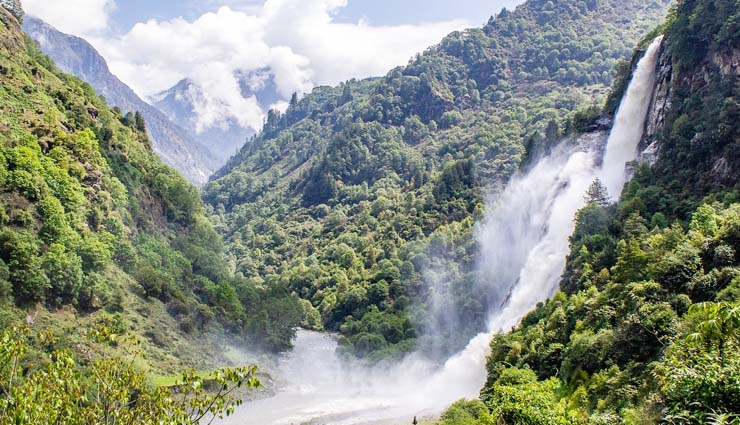 arunachal pradesh,enchanting landscapes,verdant valleys,picturesque landscape,tawang monastery,ziro valley,namdapha national park,sela pass,dirang hill station,nuranang falls,tezu wildlife sanctuary,itanagar attractions,bomdila monastery,pasighat adventure,roing nature and wildlife,bhismaknagar fort,mehao wildlife sanctuary,cascading waterfalls,snow-capped peaks,rich culture and traditions,trekking in arunachal pradesh,arunachal pradesh sightseeing,historical sites in arunachal pradesh,arunachal pradesh tourism,arunachal pradesh travel guide,explore arunachal pradesh,top tourist spots in arunachal pradesh,best places to visit in arunachal pradesh