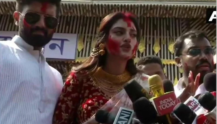 nusrat jahan,nusrat jahan durga pandal,nusrat jahan sindoor khela,chaltabagan durga puja pandal,durga puja 2019,entertainment