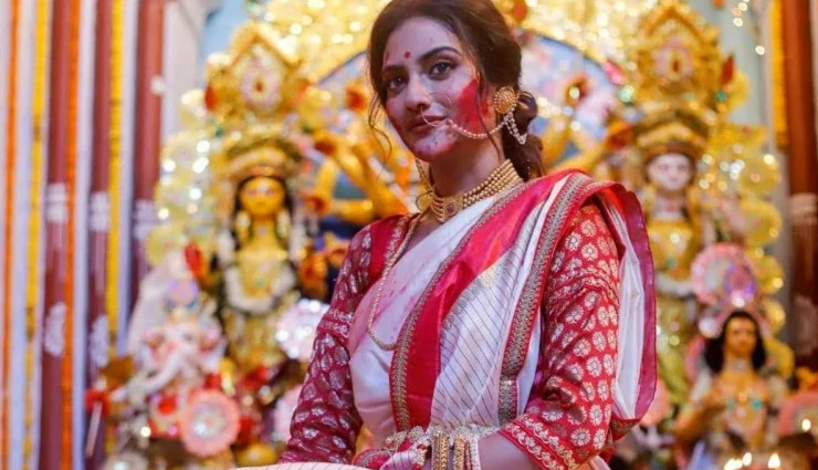nusrat jahan,nusrat jahan durga pandal,nusrat jahan sindoor khela,chaltabagan durga puja pandal,durga puja 2019,entertainment