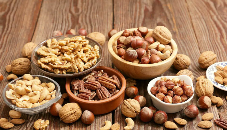 foods to improve eyesight,natural foods for eye health,improve vision with diet,best foods for eye care,carrots for eyesight,spinach for vision,omega-3 for eyes,vitamin a for vision,nuts for better eyesight,foods to prevent eye problems