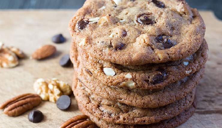 Recipe: Delicious Nutty Chocolate Chip Cookies