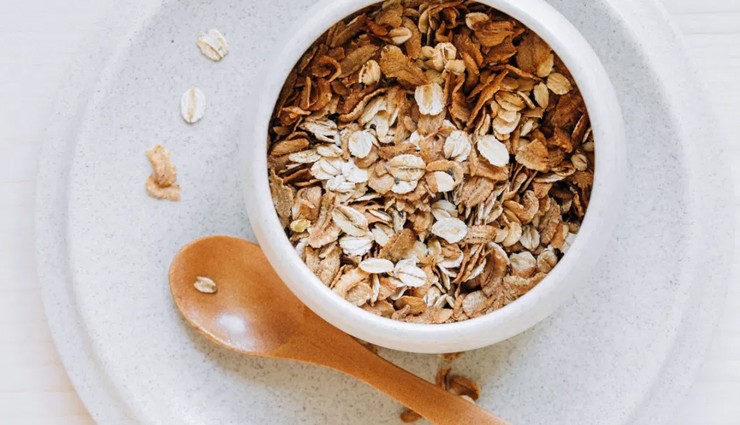 2 DIY Oatmeal Face Packs To Get Problem Free Skin
