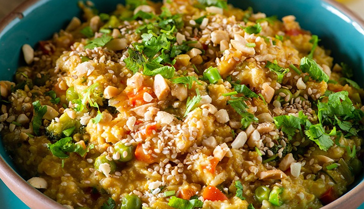 ayurvedic oatmeal recipes,oatmeal recipe,oatmeal benefits,oatmeal recipes for weight loss,oatmeal breakfast,oatmeal toppings,how to make oatmeal with milk,oats ayurvedic properties,oats in easy ayurveda,ayurvedic breakfast recipes