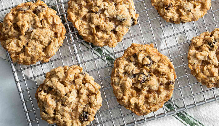 homemade cookies,cookie recipes,sweet treats,baking at home,delicious desserts,easy cookie recipes,irresistible cookies,mouthwatering treats,homemade delights,baking inspiration,cookie baking,homemade baking,sweet snacks,dessert recipes,baking ideas,homemade goodies,cookie lovers,baking creativity,delicious sweets,baked delights