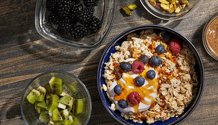 Recipe- Simple Breakfast Rose and Honey Flavored Oats