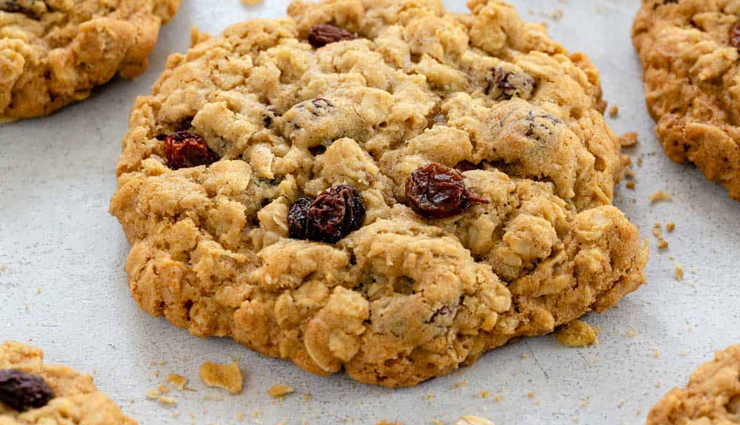 healthy oats raisins cookies recipe,egg-free oats cookies with raisins,chewy oats raisins cookies,homemade healthy cookies with oats,easy oats raisins cookies preparation,delicious raisin oats biscuits,soft oats cookies with raisins,vegan oats raisins bites,oats raisins snack cookies,nutritious raisin oats treats