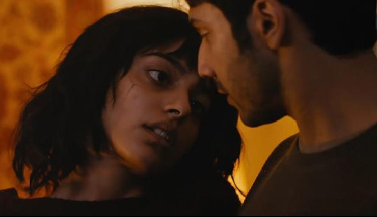 ट्रेलर रिव्यू : ‘अक्टूबर’ से महसूस हुआ मखमली सर्दी का ‘अहसास’