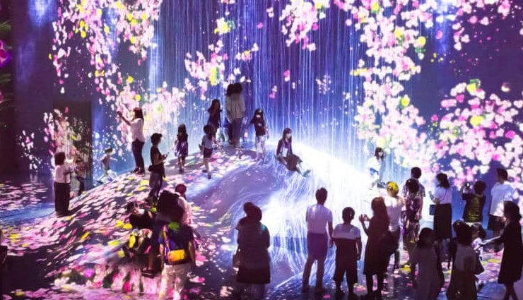 odaiba,tokyo,places to see in odaiba,yurikamome train,mori building digital art museum,rainbow bridge,unicorn gundam statue,toyota mega web,palette town ferris wheel,statue of liberty,oedo onsen monogatari