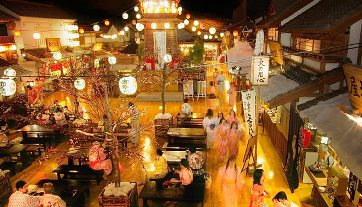 odaiba,tokyo,places to see in odaiba,yurikamome train,mori building digital art museum,rainbow bridge,unicorn gundam statue,toyota mega web,palette town ferris wheel,statue of liberty,oedo onsen monogatari