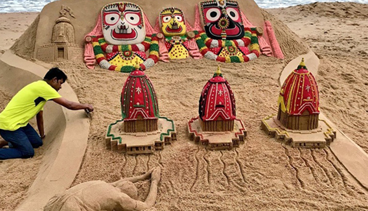 odisha,festivals to enjoy in odisha,ratha yatra,kalinga mahotsav,konark dance festival,chhau festival,magha saptami,puri beach festival,sitalsasthi