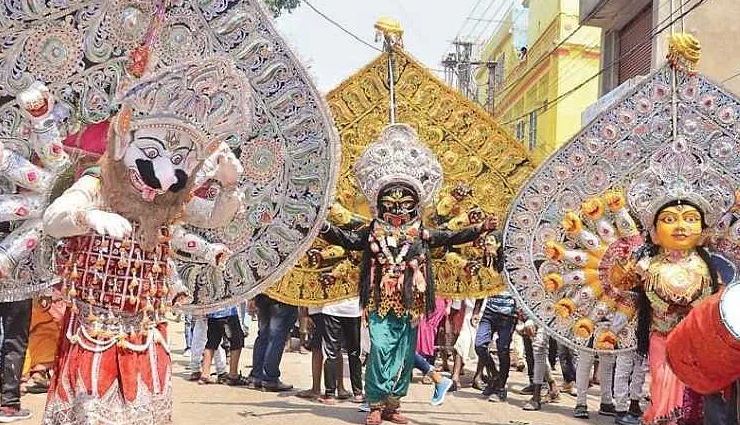 odisha,festivals to enjoy in odisha,ratha yatra,kalinga mahotsav,konark dance festival,chhau festival,magha saptami,puri beach festival,sitalsasthi