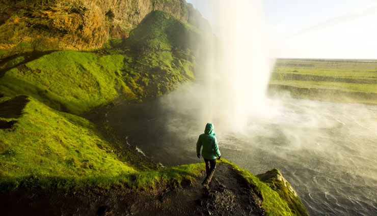 offbeat destinations,offbeat destinations for solo travelers,destinations for solo travelers in india,india,sandhan valley,zanskar,lahaul-spiti,gokarna,kasol