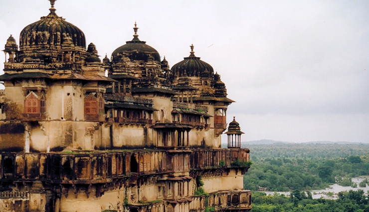 offbeat destinations for backpackers,india,places to visit in india,gokarna,spiti valley,jibhi,dhanushkodi,orchha state,nubra valley