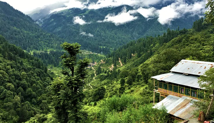 rakhi special,offbeat places to visit with cousins,cousins places in india,india,coonoor,kasol,anjuna,mokokchung,hampi