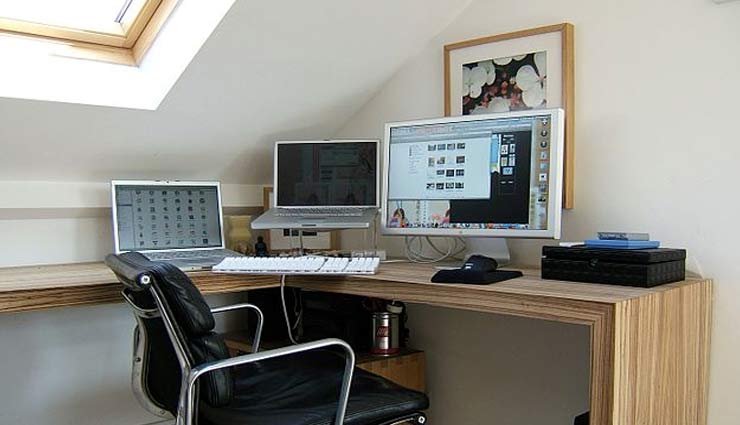 घर में भी बना सकते है ऑफिस, वर्क फ्रॉम होम के लिए रहेगा बेहतरीन घर में भी बना सकते है ऑफिस, वर्क फ्रॉम होम के लिए रहेगा बेहतरीन