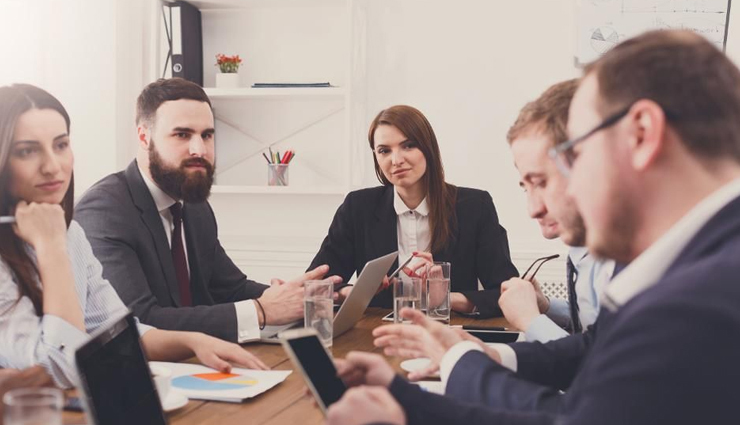 office politics,ways to avoid office politics,office tips,professional life tips