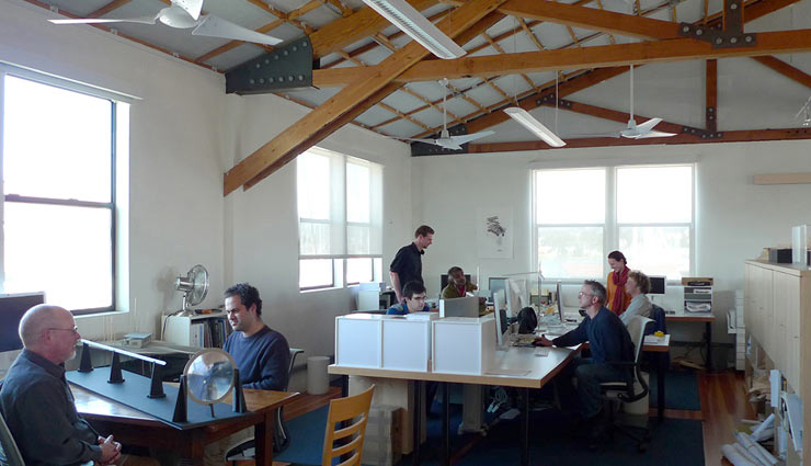 रिपोर्ट : दफ्तर में वेंटिलेशन न होने पर पड़ता है कर्मचारियों की मानसिक स्थिति पर बुरा असर 