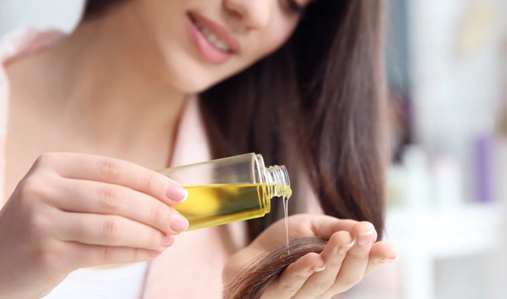 4 Essential Oils You Can Include in Your Hair Care Routine During Winters