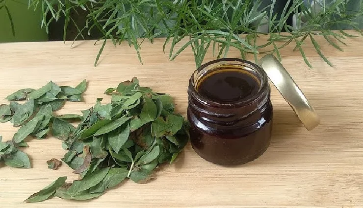 mehendi oil benefits,henna oil for skin,henna oil uses,mehendi for hair care,therapeutic uses of henna oil,mehendi oil for palms,natural remedies with henna,benefits of applying mehendi oil,mehendi for dull hair,henna oil massage benefits