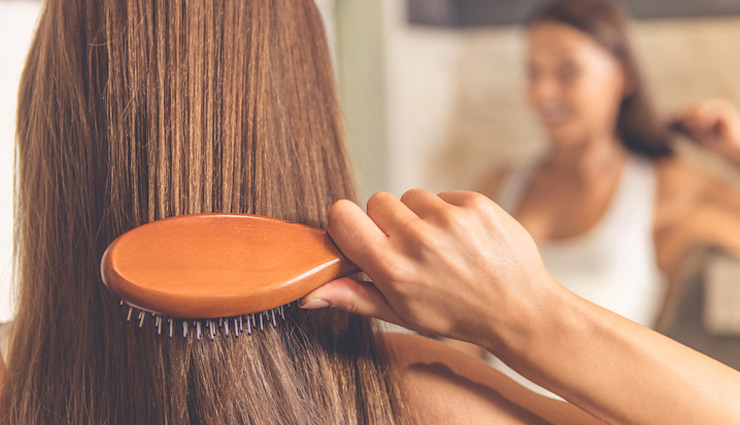 बालों को भरपूर पोषण प्रदान करेंगे ये हेयर ऑइल, थोड़े समय में ही दिखने लगेगा असर