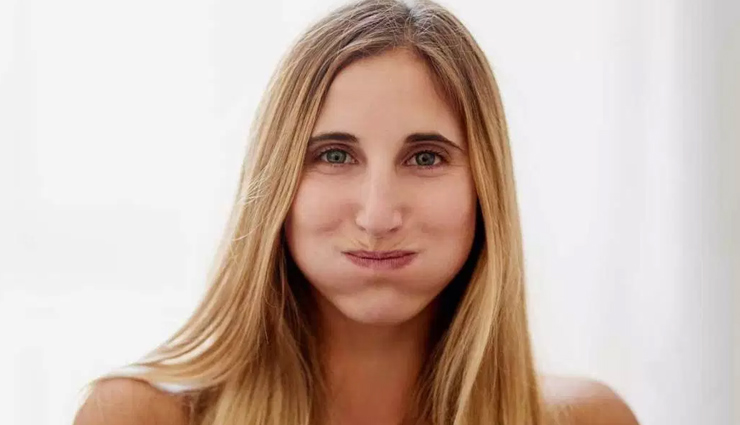 coconut oil,coconut oil hacks,coconut oil beauty hacks,body scrub,breath freshener and detox,make-up remover,lip scrub,cuticle oil,beauty,beauty hacks,beauty tips,simple beauty tips