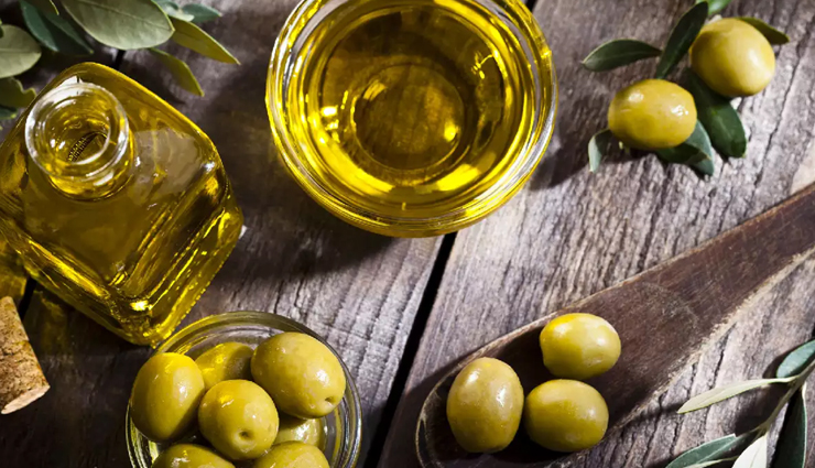 argan oil,avocado oil,castor oil,coconut oil,jojoba oil,Olive Oil,shea butter,oils for hair,oils that add shine to hair,hair care tips,beauty tips